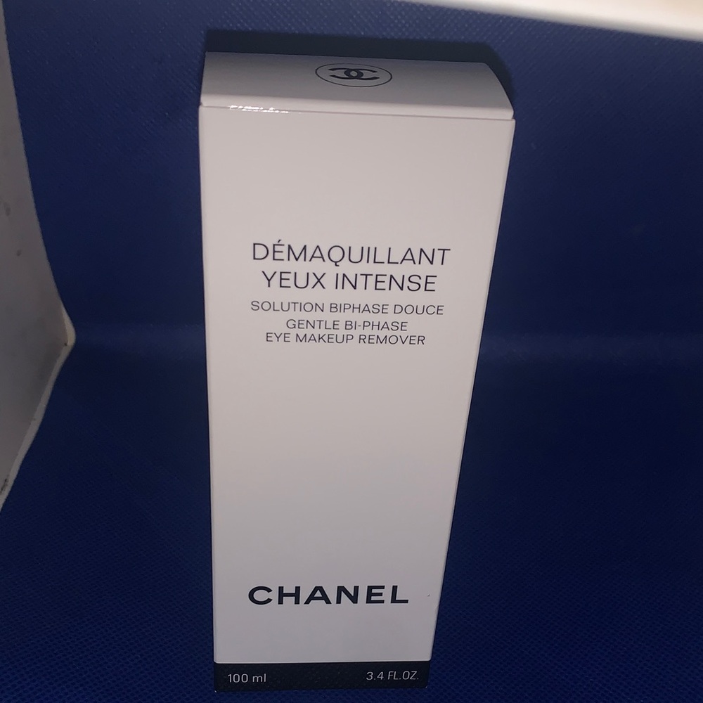 CHANEL Démaquillant Yeux Intense - White